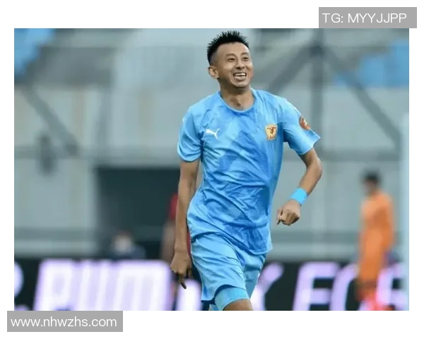 南京羽毛球队以71分稳居冠军赛积分榜首位展现强劲实力 南京羽毛球队以71分稳居冠军赛积分榜首位展现强劲实力